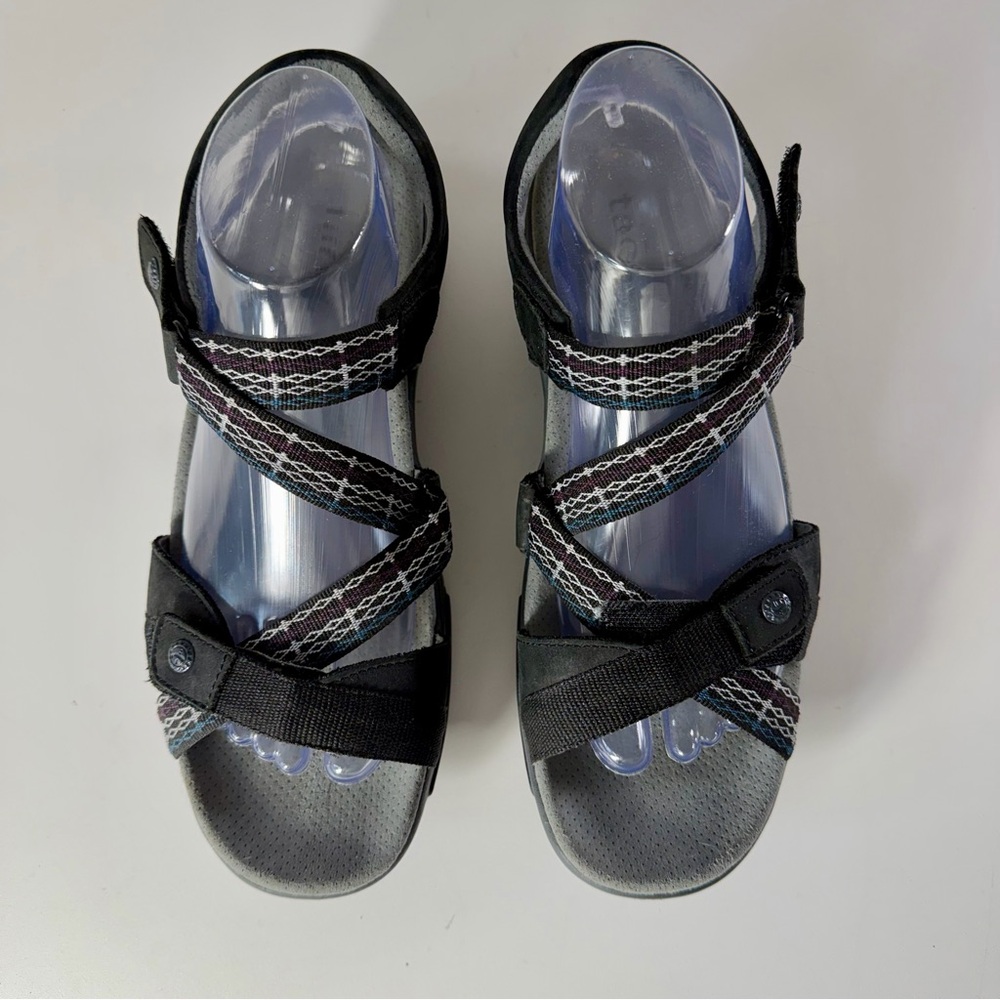 Taos Footwear Black and Gray Strappy Comfort Sandals - Picture 2 of 7